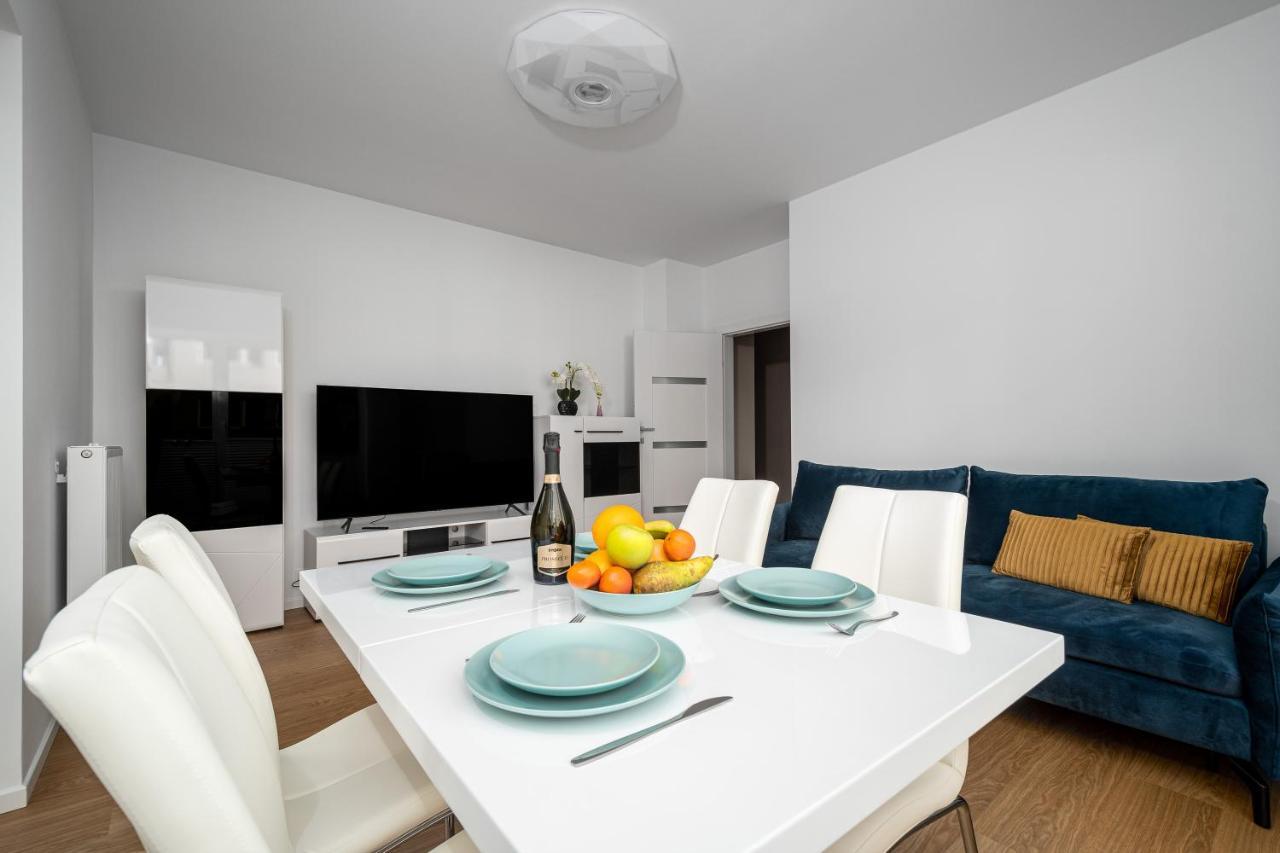 Your Apartments Okrzei 12 华沙 外观 照片